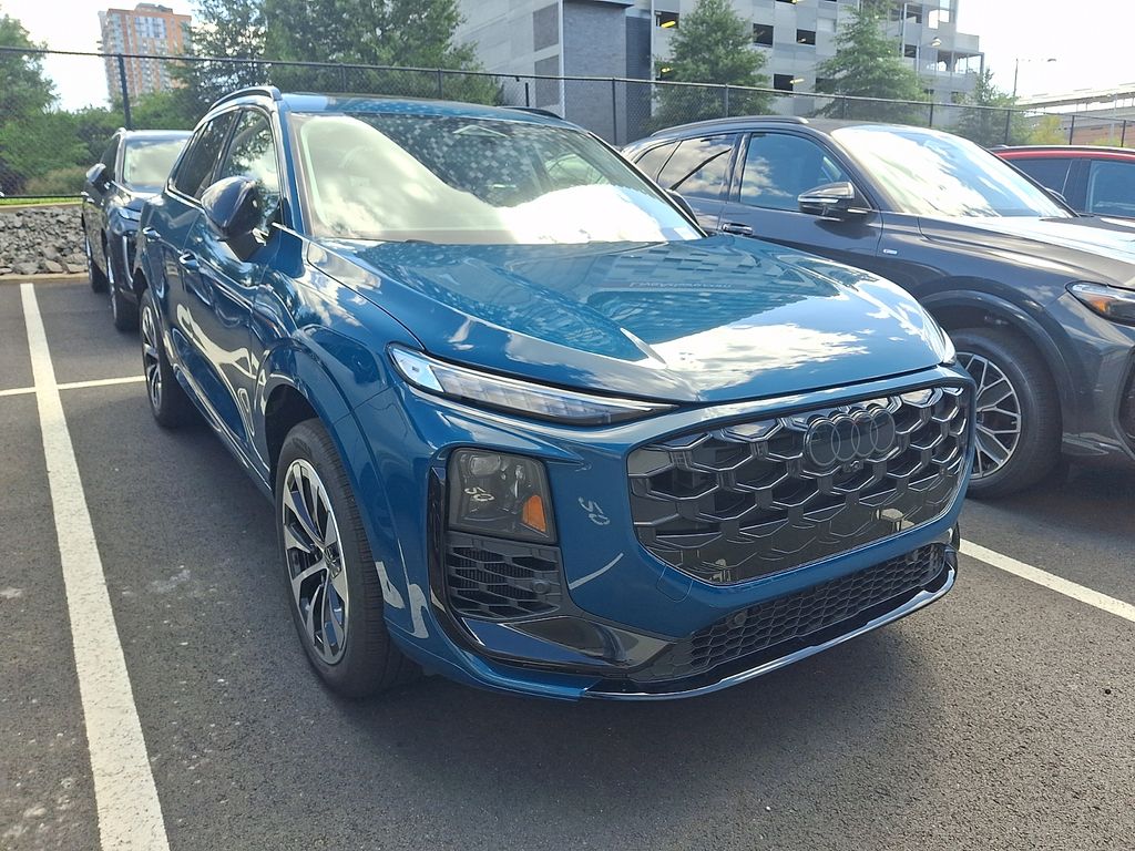 Thumbnail: 2026 Audi Q3 - 3