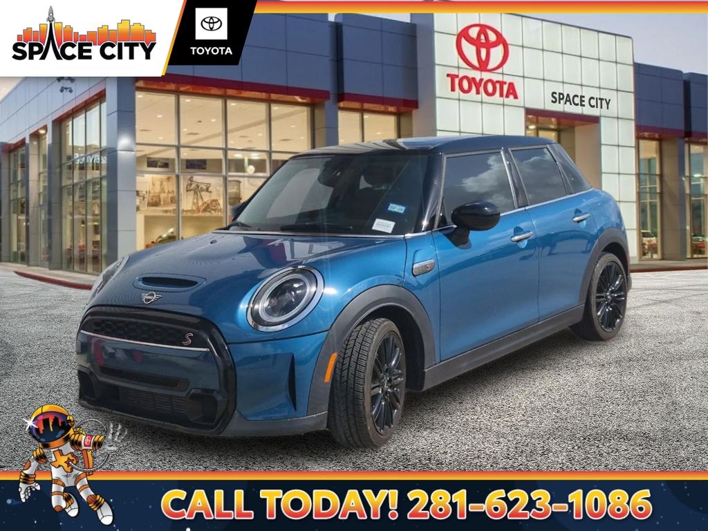 Island Blue Metallic 2023 MINI Cooper Hatchback Front-Wheel Drive 7-Speed Automatic