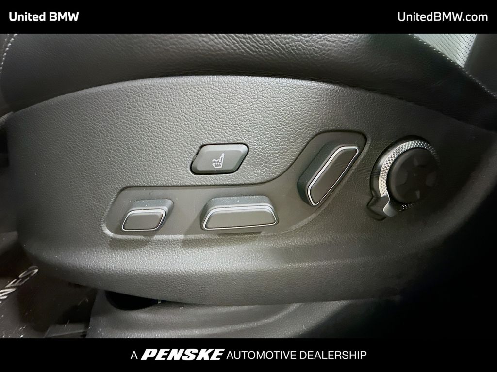 Thumbnail: 2023 Genesis GV70 - 5