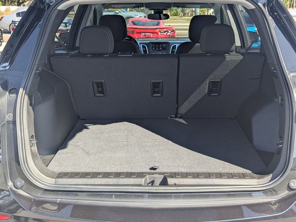 used 2022 Chevrolet Equinox car, priced at $18,992