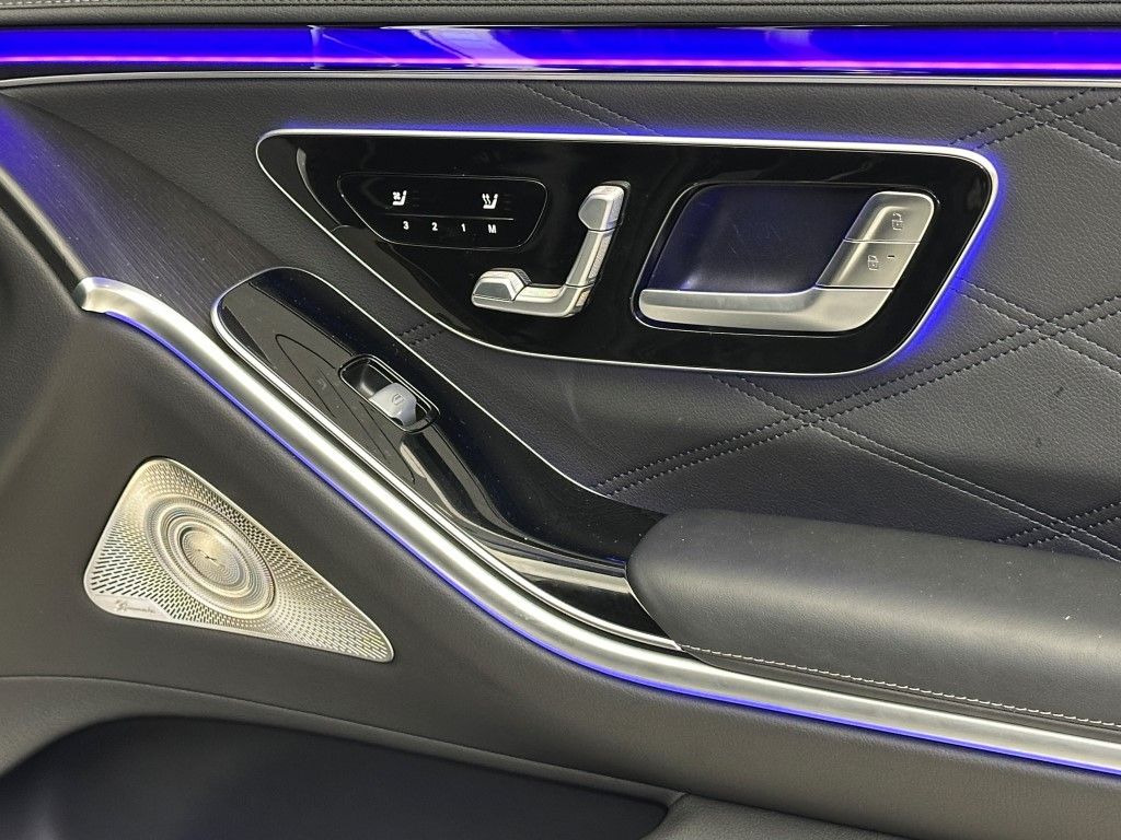 Thumbnail: 2025 Mercedes-Benz S-Class - 19