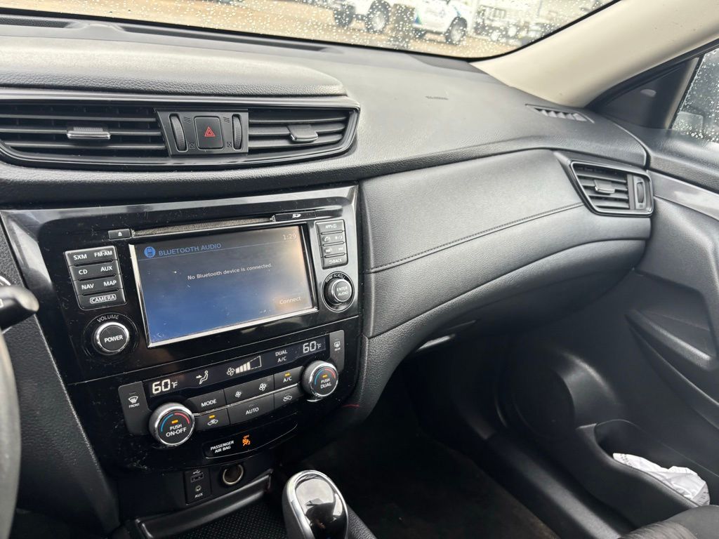 2017 Nissan Rogue SV Black at Autostrade