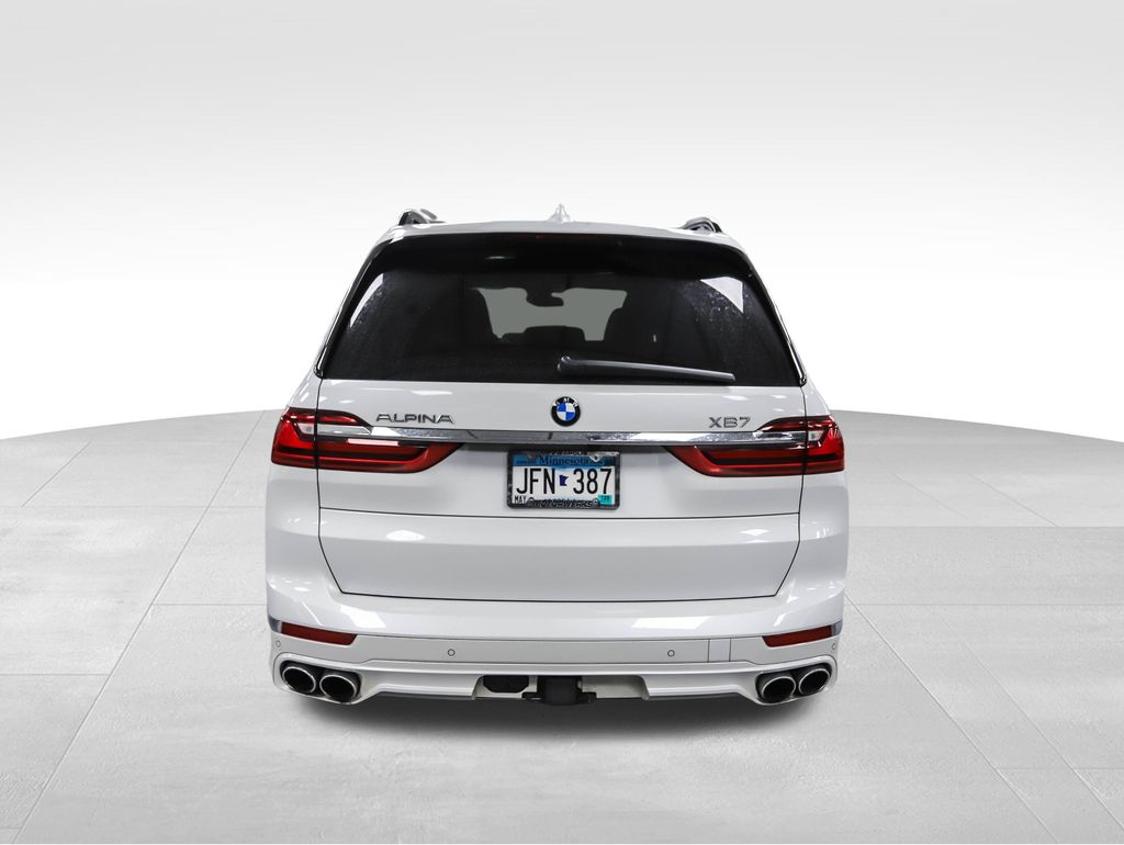 2022 BMW X7 Alpina XB7 4