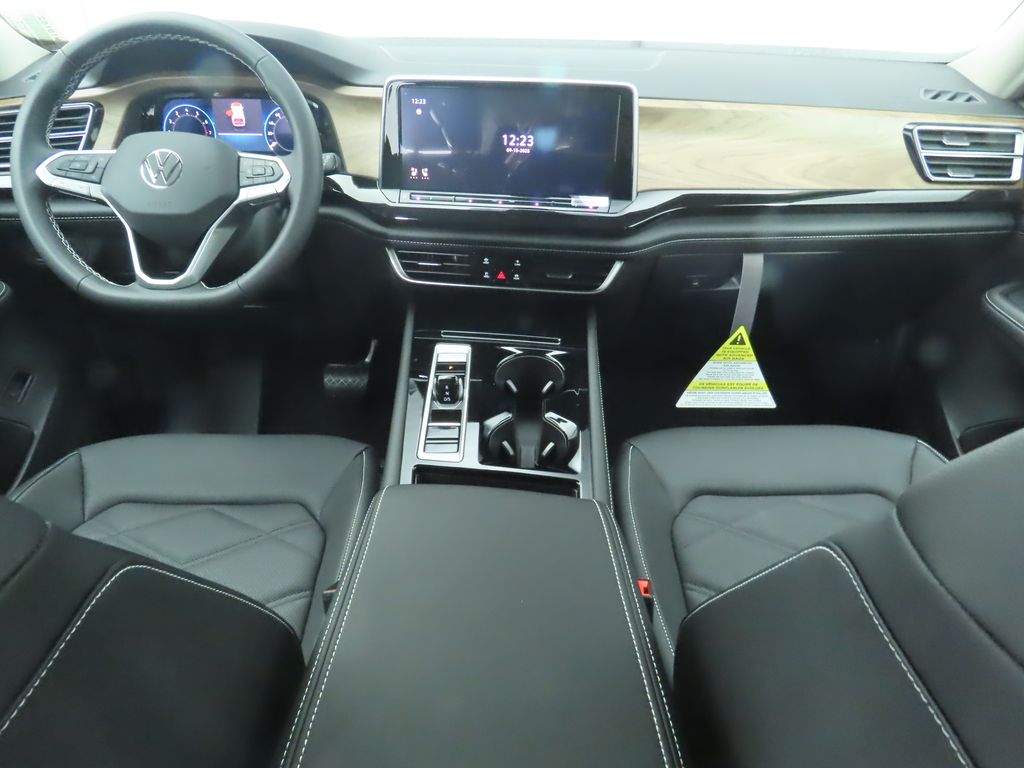 Thumbnail: 2026 Volkswagen Atlas - 14