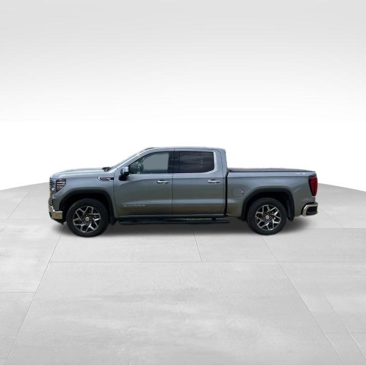 2023 GMC Sierra 1500 SLT 3