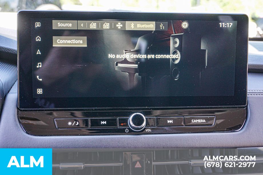 Used 2025 Gray Mitsubishi SE image 39
