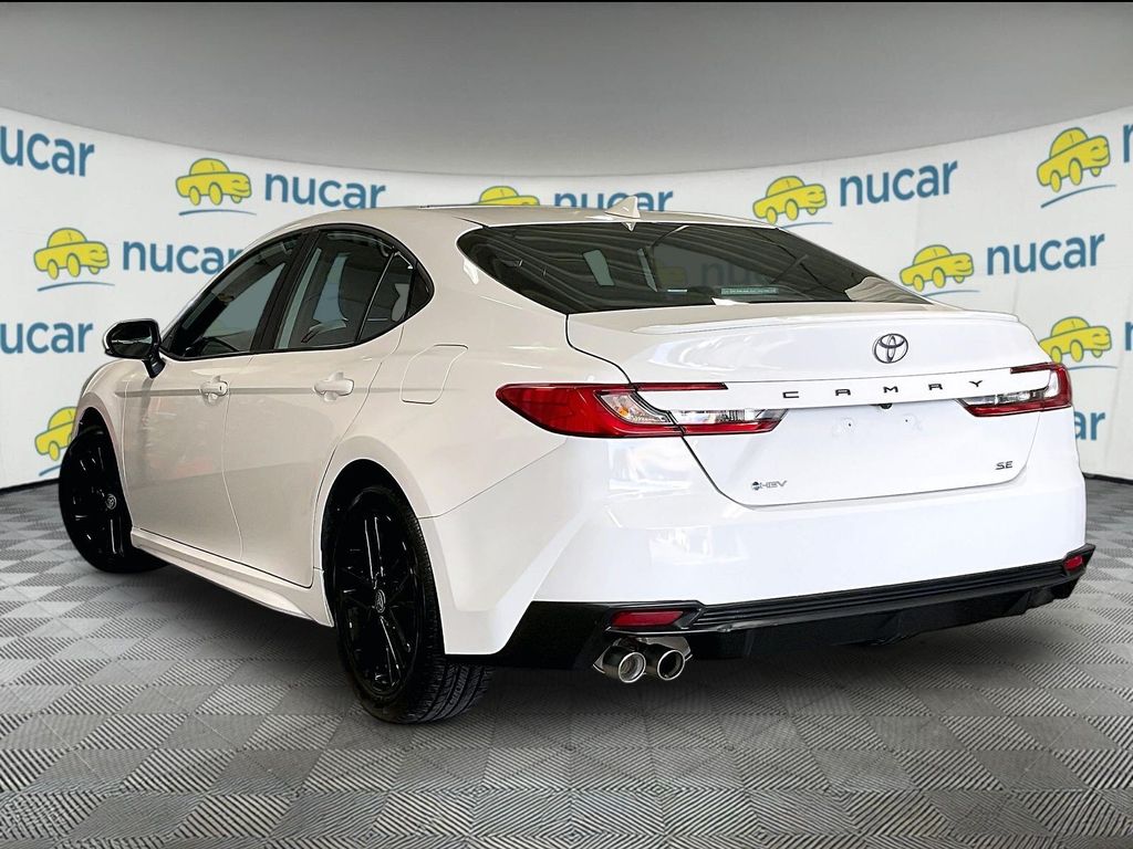 2025 Toyota Camry — photo 4