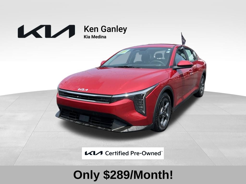 Currant Red 2025 Kia K4 Sedan Front-Wheel Drive Continuously Variable Transmission