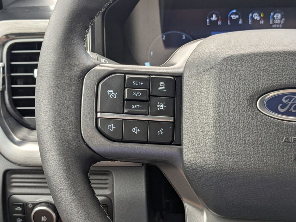 2025 Ford F-350 Super Duty Lariat
