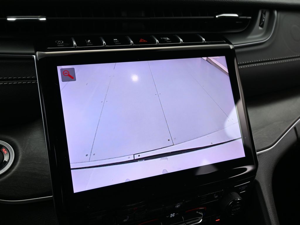 Used 2025 Baltic Gray Metallic Clearcoat Jeep Limited image 13