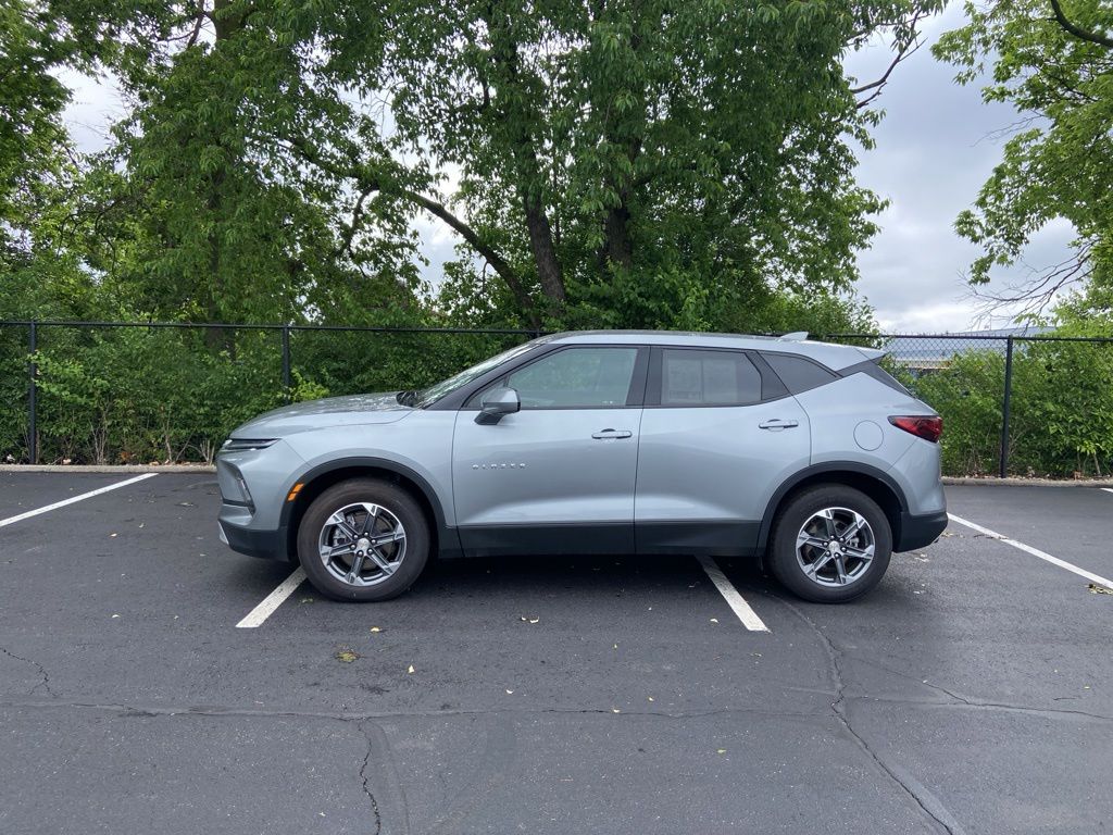 Thumbnail: 2025 Chevrolet Blazer - 2