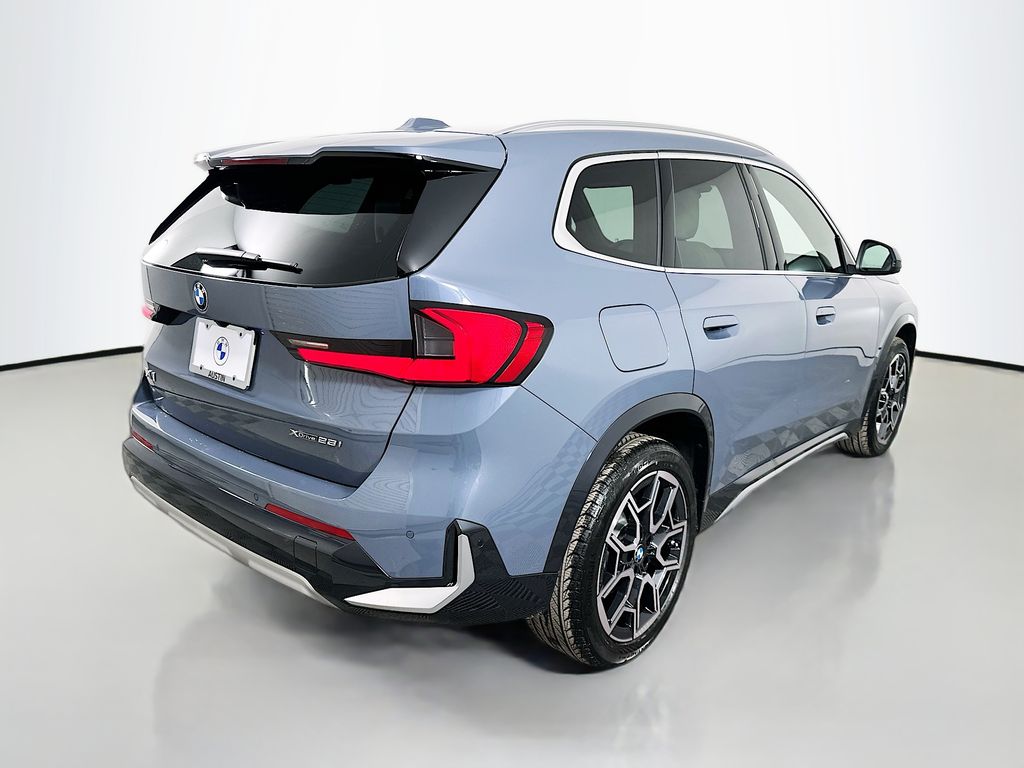 Thumbnail: 2026 BMW X1 - 5