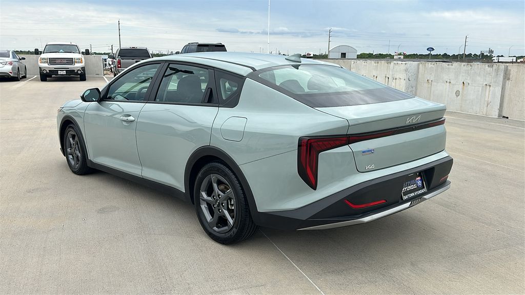 2025 Kia K4 LXS Blue at Baytown Hyundai