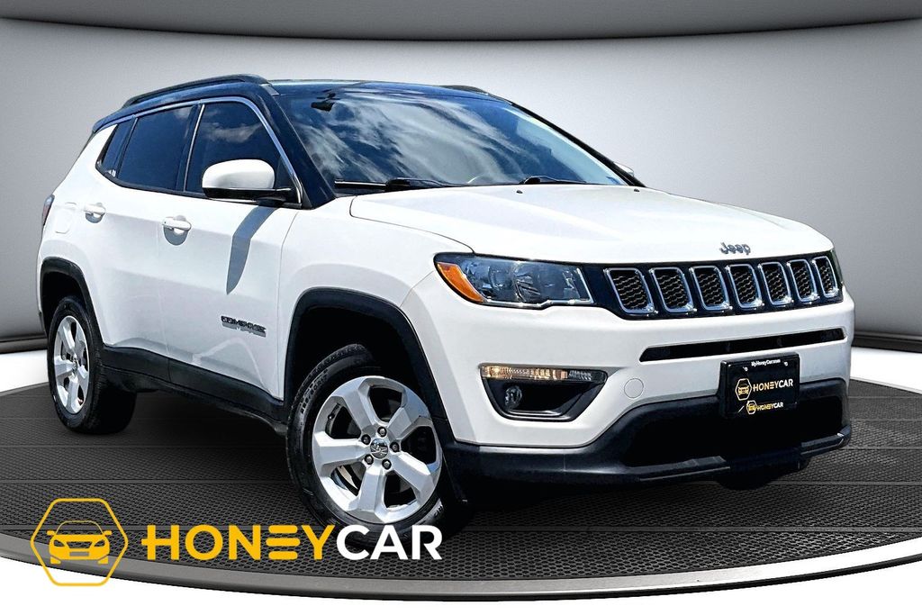 White Clearcoat 2019 Jeep Compass Latitude 4WD SUV / Crossover Four-Wheel Drive 9-Speed Automatic
