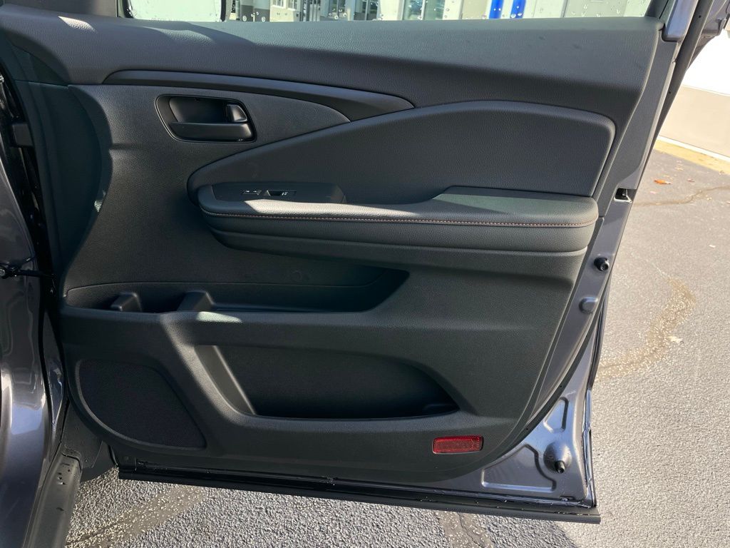 Thumbnail: 2026 Honda Ridgeline - 30