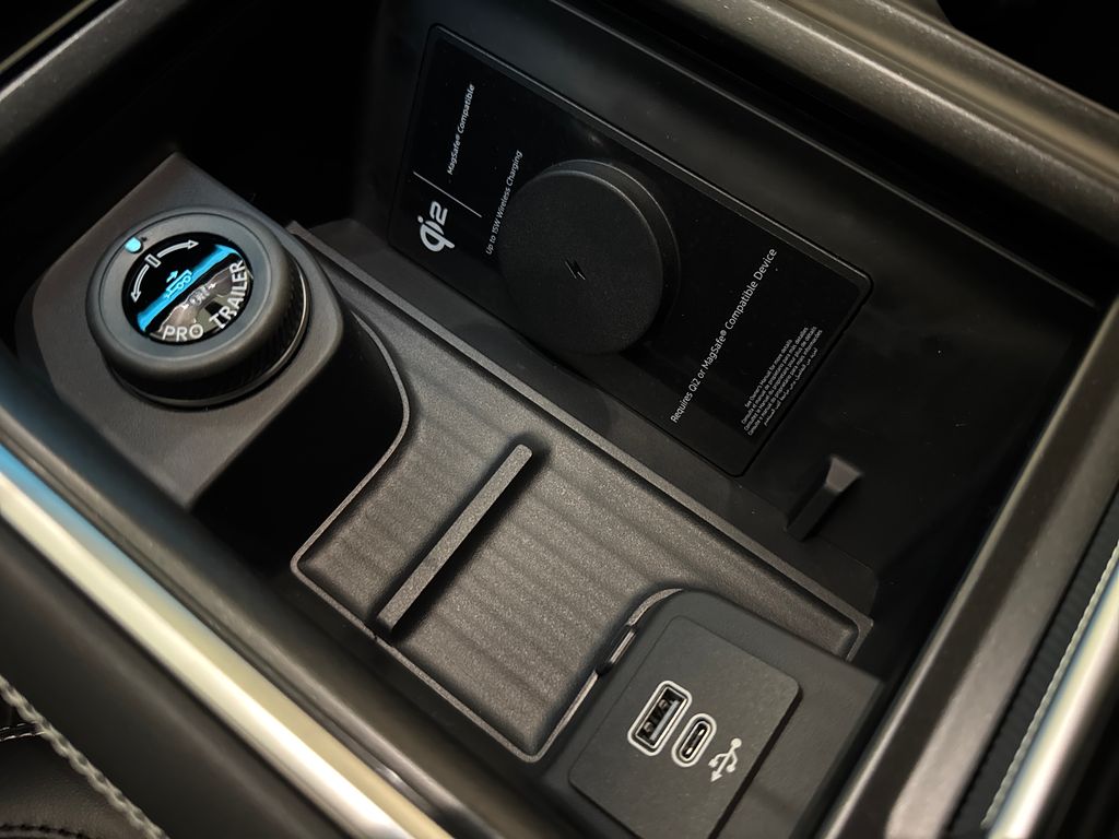 New 2027 White Ford Platinum image 31