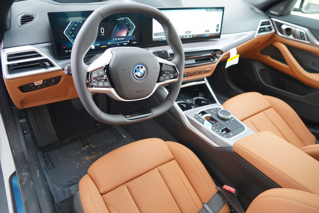 Thumbnail: 2026 BMW i4 - 12