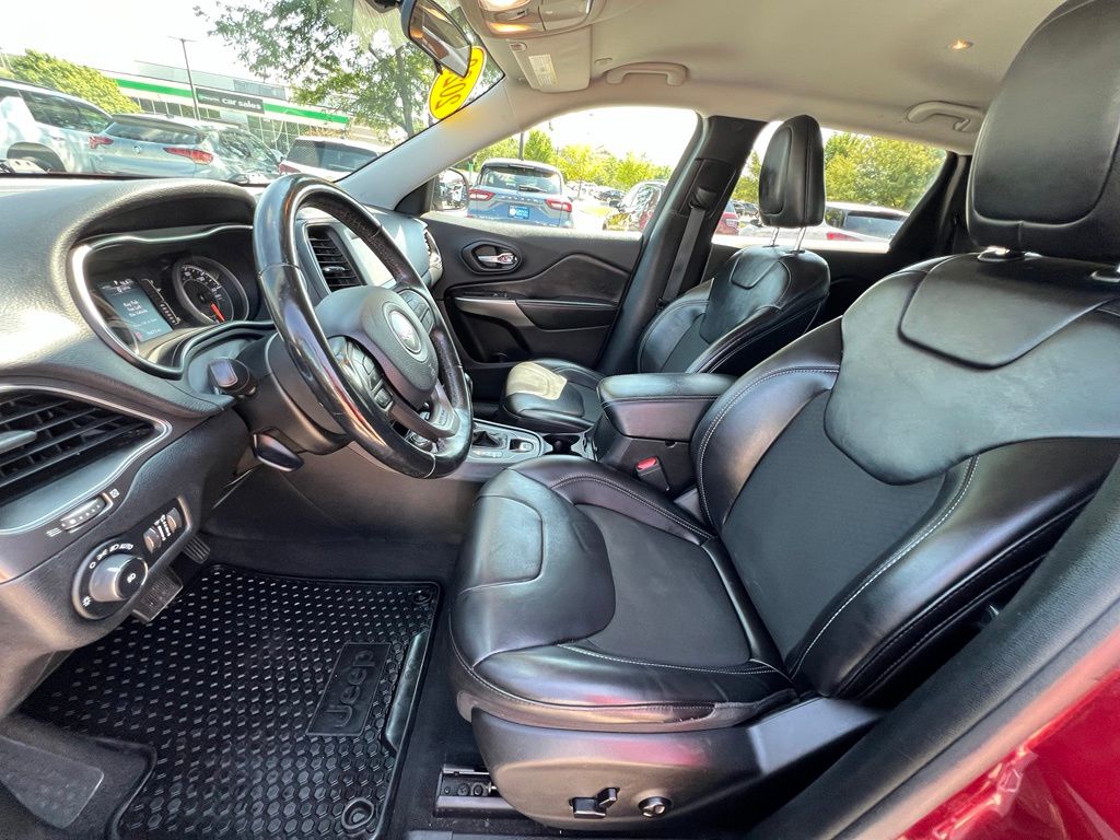 Used 2020 Jeep Cherokee SUV