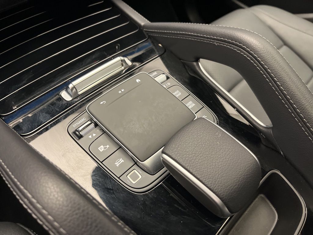 Thumbnail: 2025 Mercedes-Benz GLE - 21