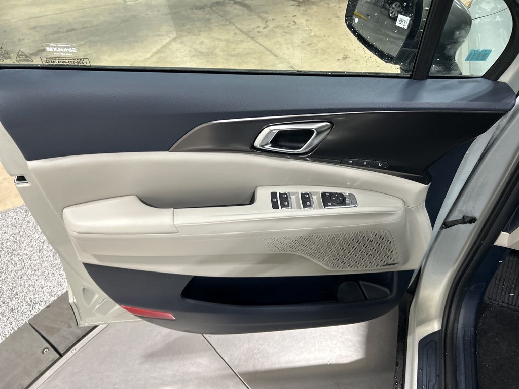 new 2026 Kia Carnival Hybrid car, priced at $52,945