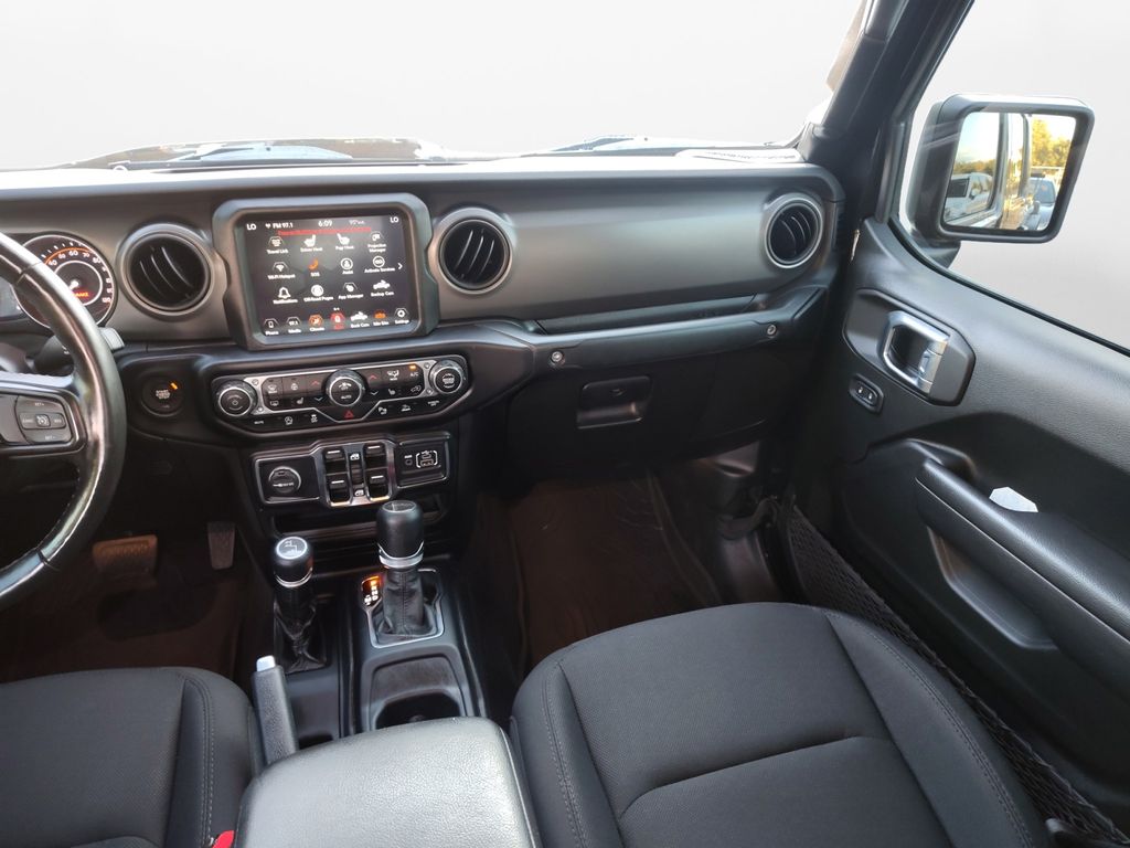 Used Car 2022 Jeep Gladiator  Willys For Sale Under $35,000 In Austin, Texas