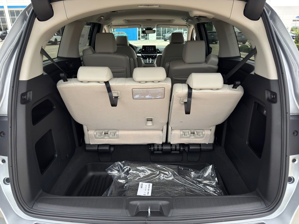 2026 Honda Odyssey EX-L Silver at Community Honda