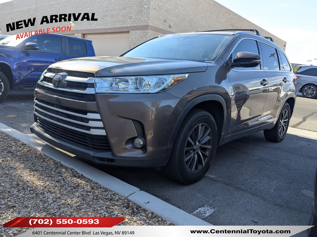 2018 Toyota Highlander XLE V6's photo