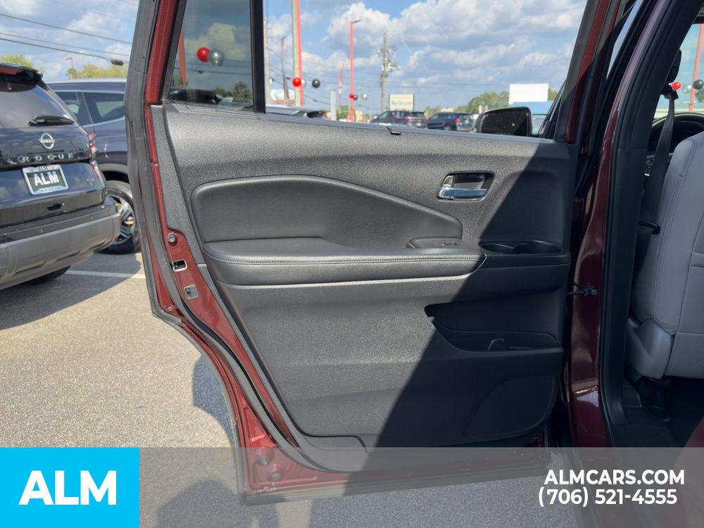 Used 2019 Red Honda EX-L image 10