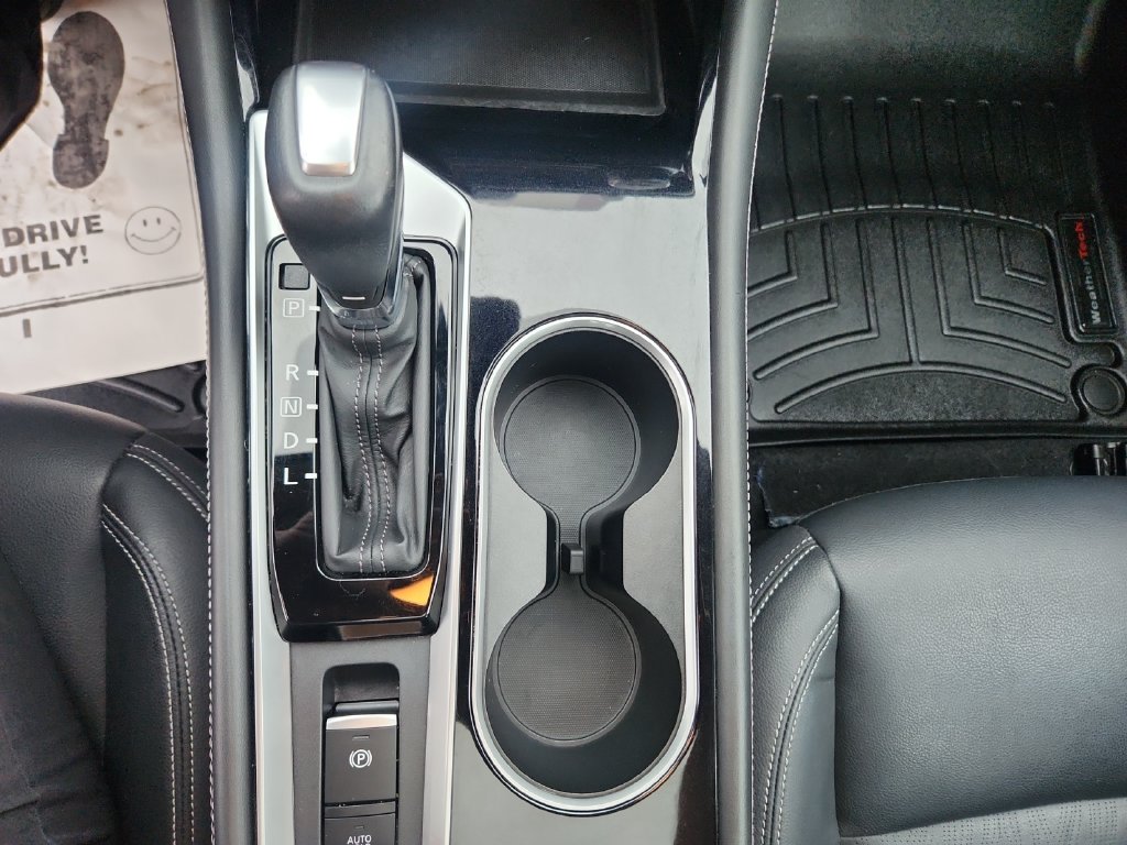 2020 Nissan Altima 2.5 SL Black at South Hills Kia
