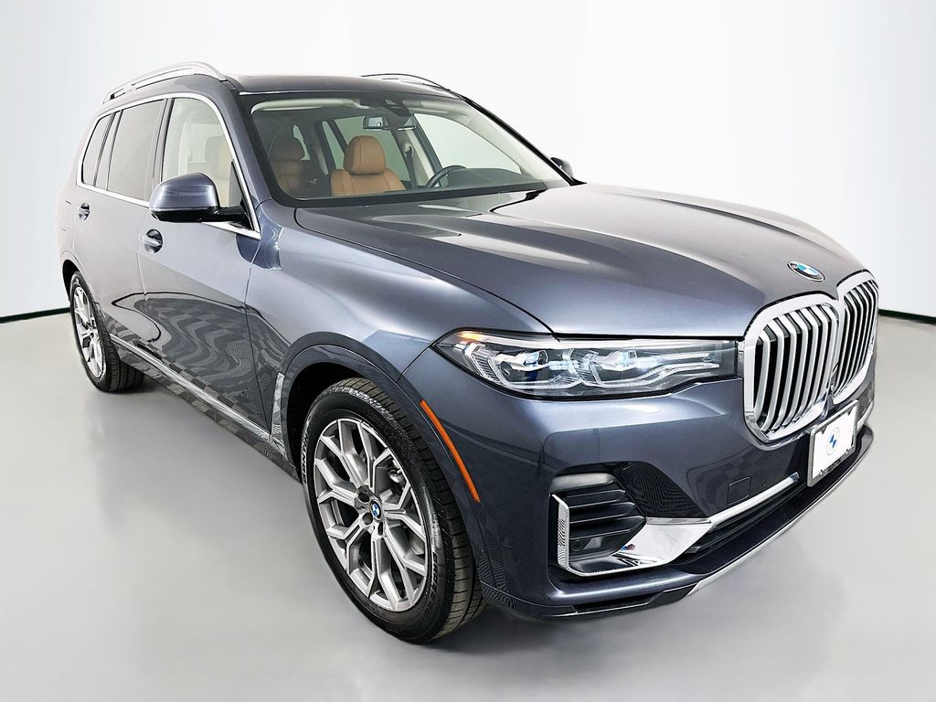 Thumbnail: 2021 BMW X7 - 3