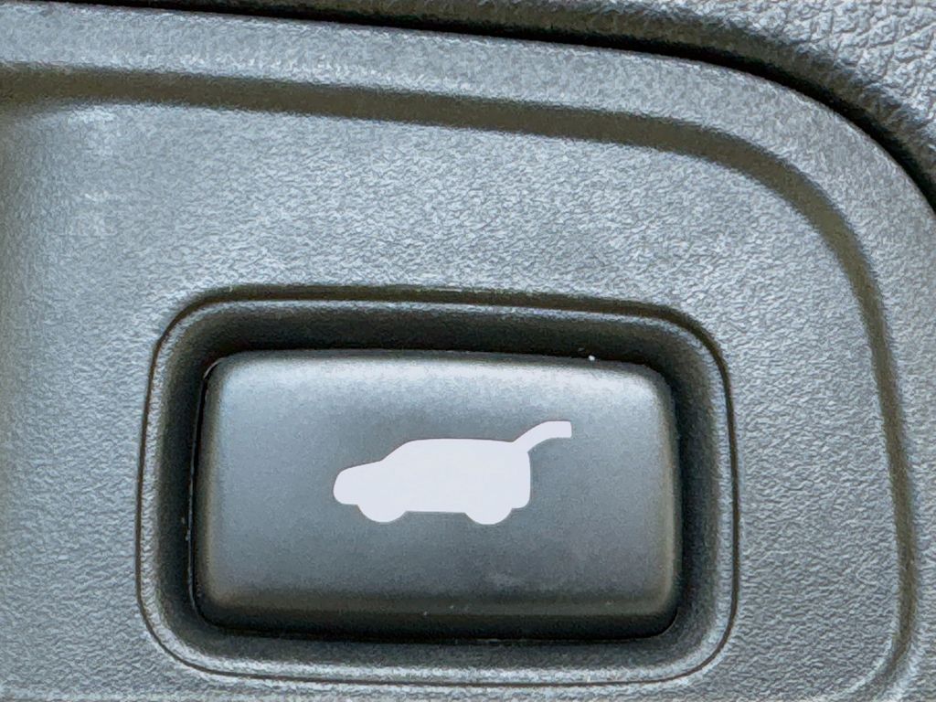 Used Car 2017 Honda Pilot  Touring For Sale Under $20,000 In Austin, Texas