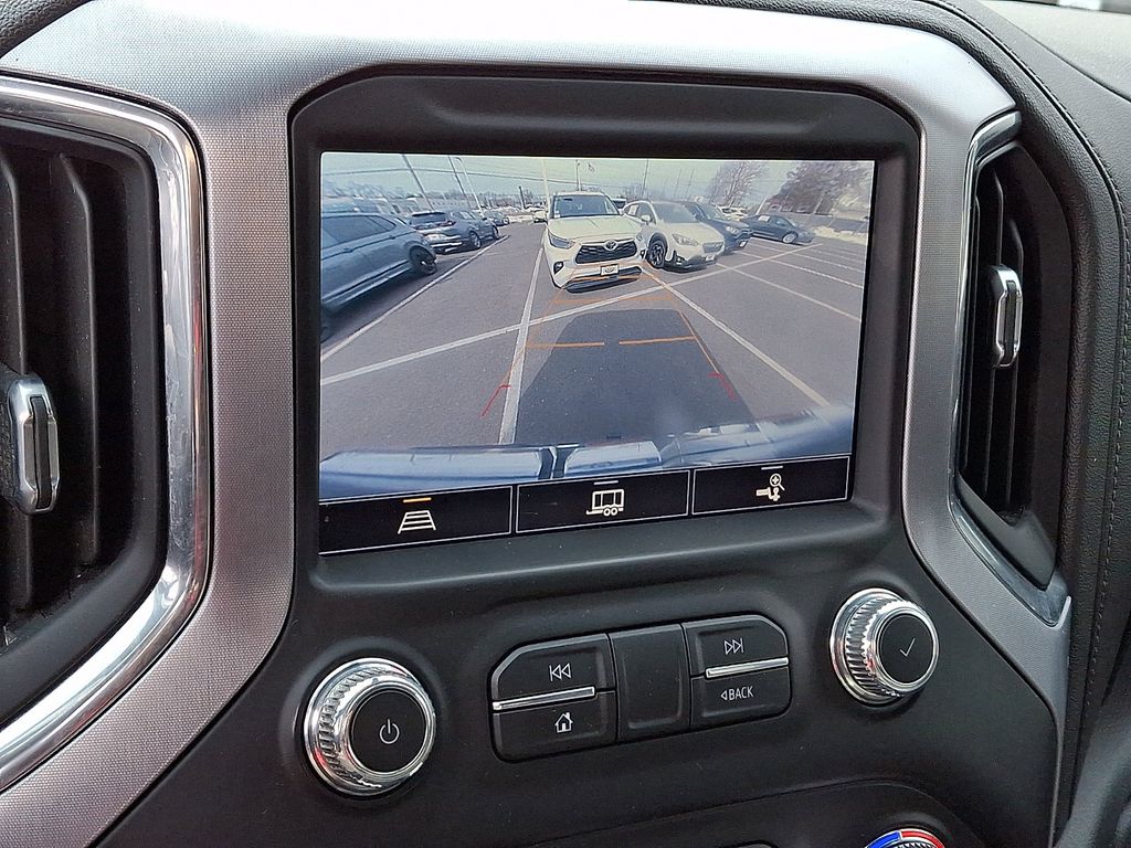 Thumbnail: 2022 GMC Sierra 1500 - 18