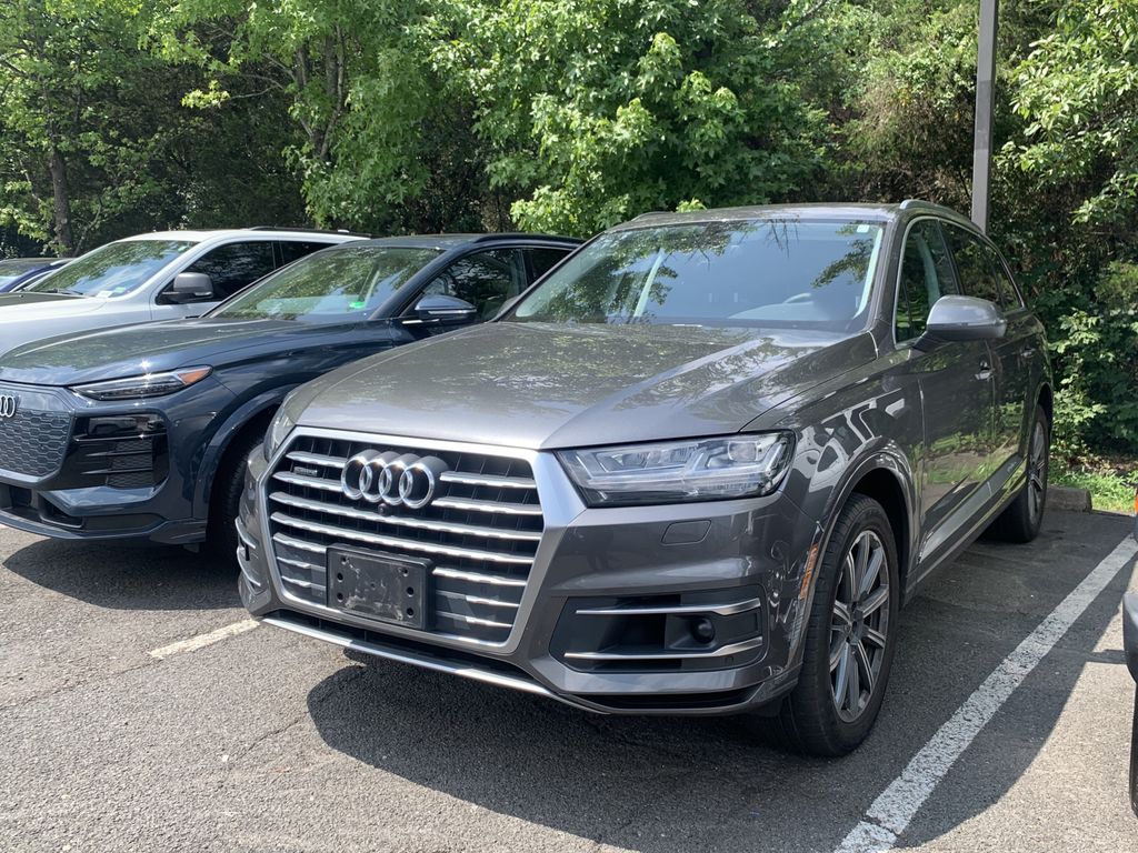 Thumbnail: 2018 Audi Q7 - 3