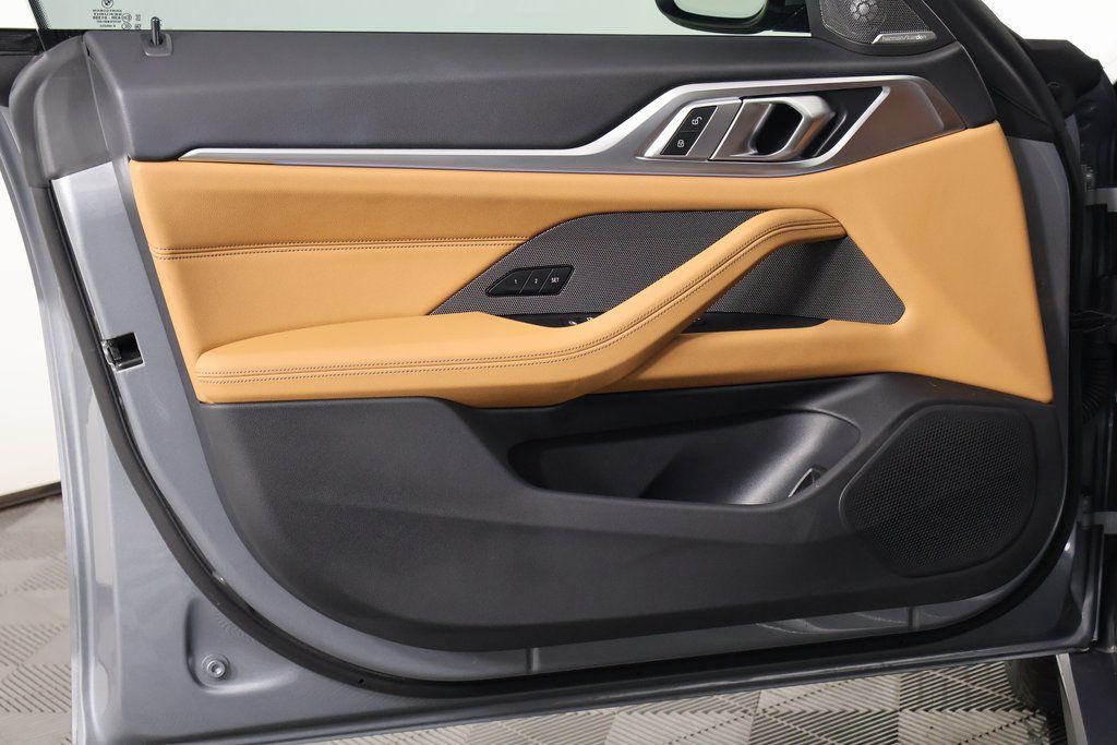 Thumbnail: 2023 BMW i4 - 12