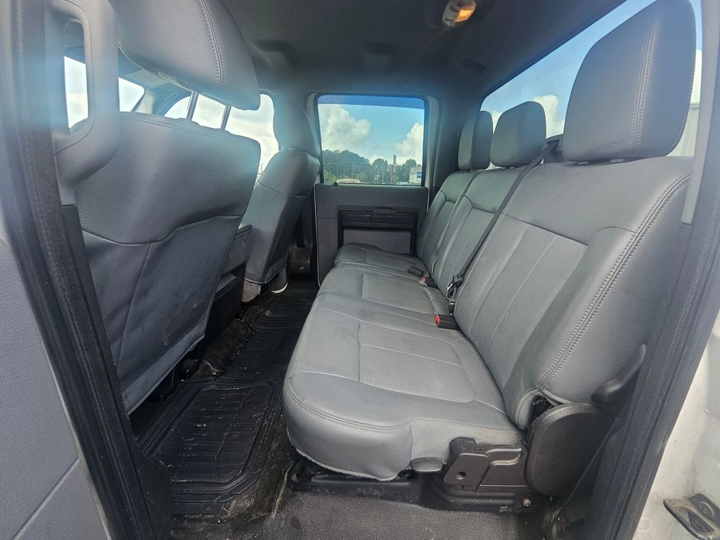 2015 Oxford White Ford Super Duty F-250 SRW XL 4X4 Truck