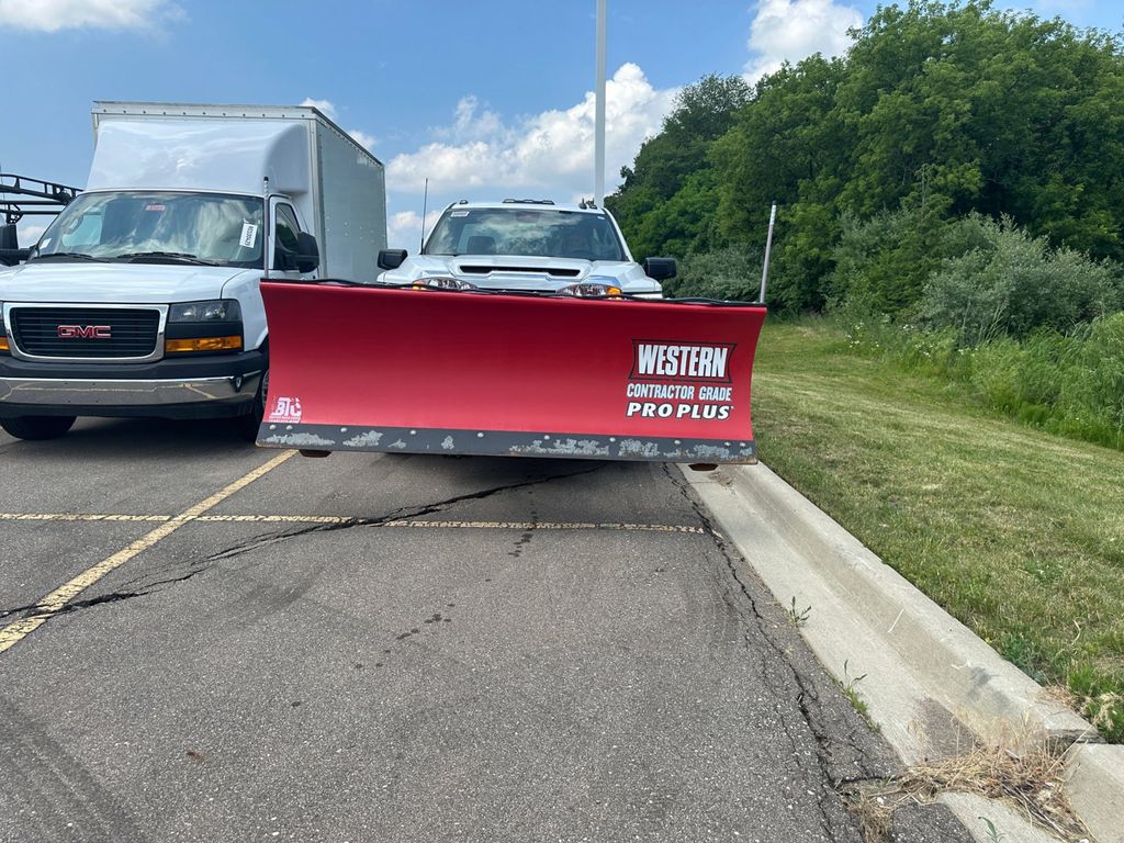 2024 GMC Sierra 2500HD Pro 30