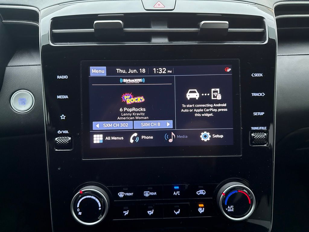 Certified Used 2022 Black Hyundai SEL image 9