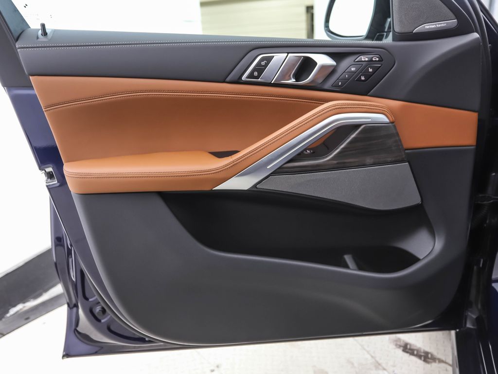 Thumbnail: 2026 BMW X6 - 9