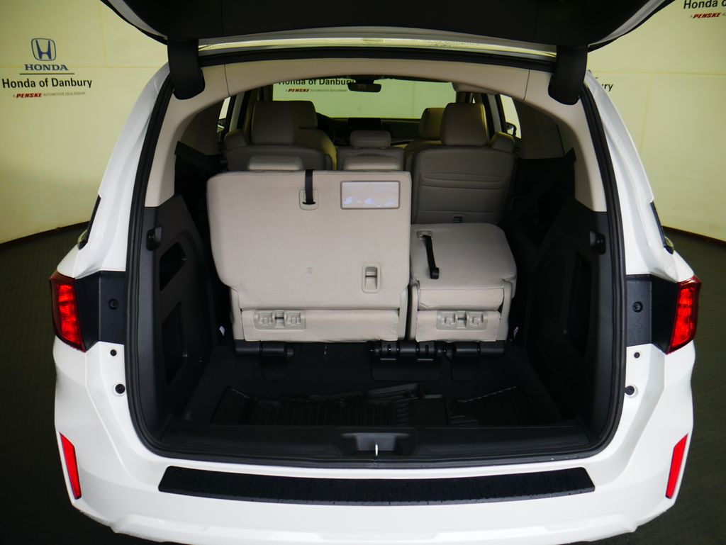 Thumbnail: 2026 Honda Odyssey - 6