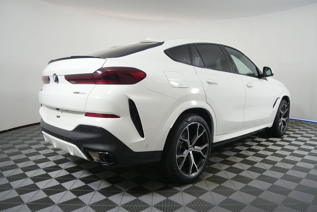 Thumbnail: 2027 BMW X6 - 3
