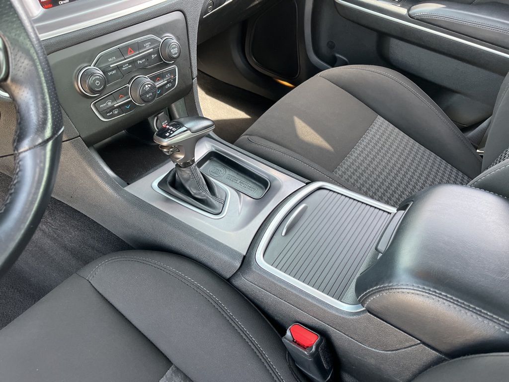 2022 Dodge Charger GT 24