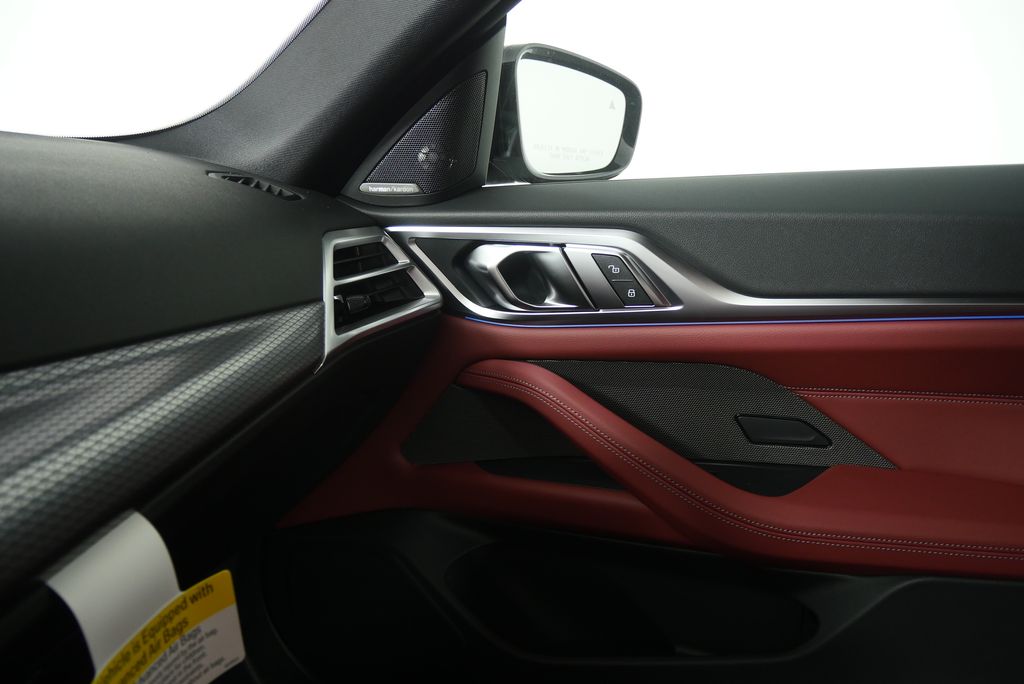 Thumbnail: 2025 BMW i4 - 24