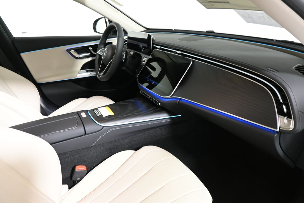 Thumbnail: 2026 Mercedes-Benz E-Class - 21