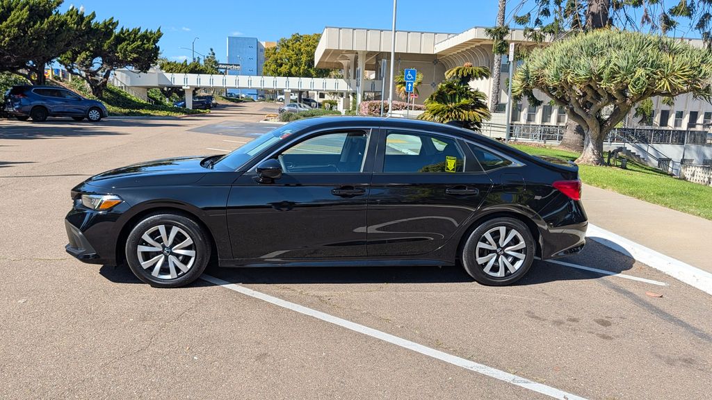 Used 2024 Honda Civic LX 4D Sedan