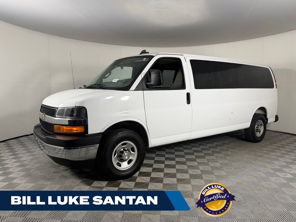 2025 Chevrolet Express 3500 LT Extended RWD