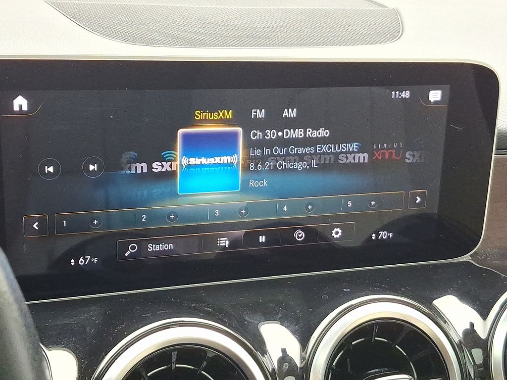 Thumbnail: 2020 Mercedes-Benz GLB - 17