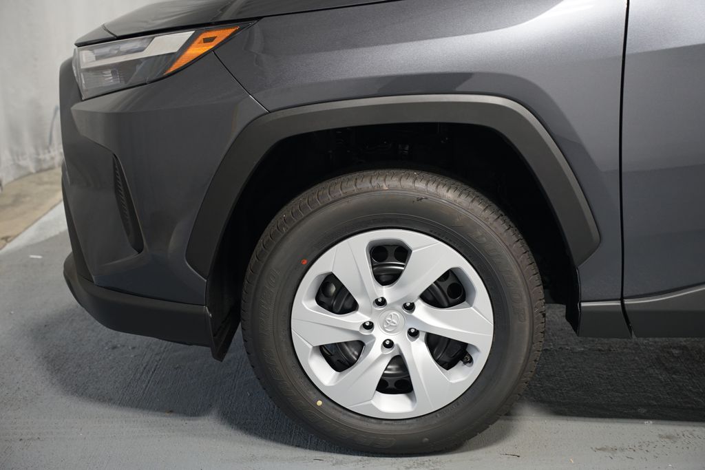 Thumbnail: 2025 Toyota RAV4 - 5