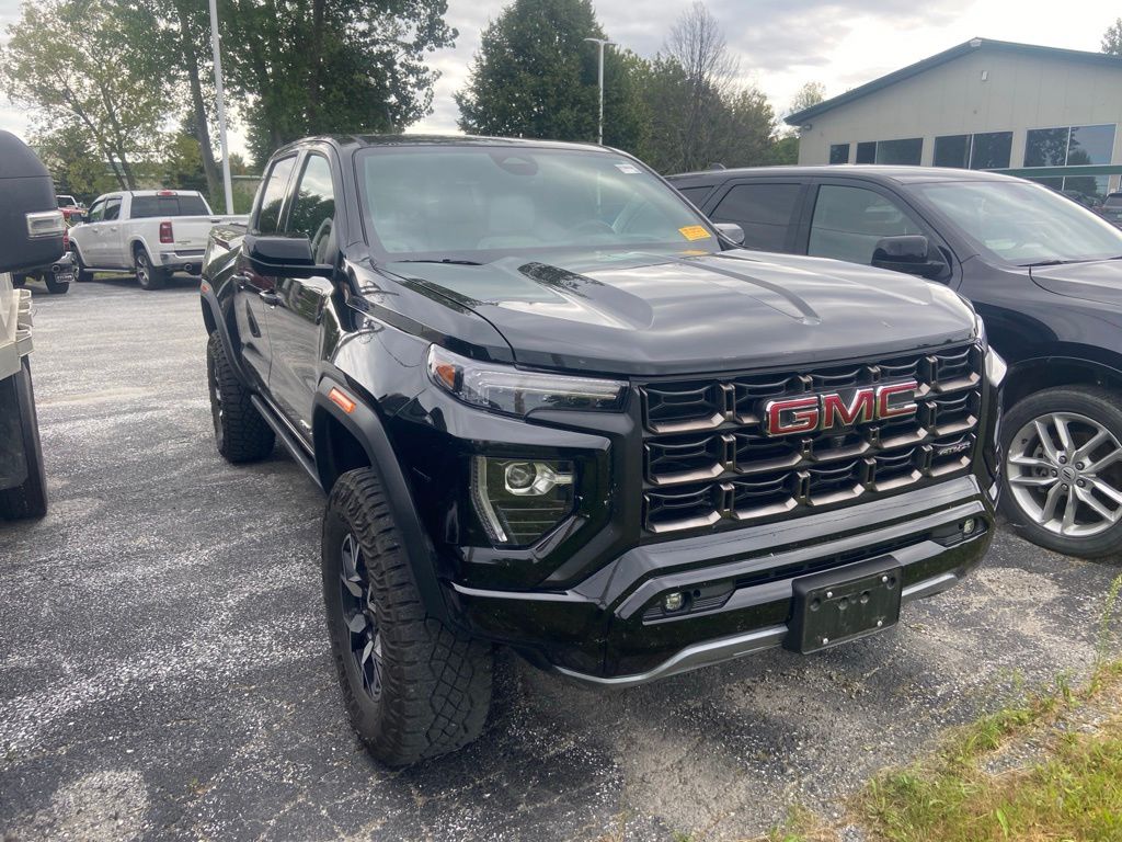 2023 GMC Canyon AT4X Crew Cab 4WD