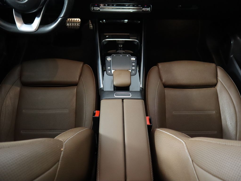 Thumbnail: 2022 Mercedes-Benz GLA - 16