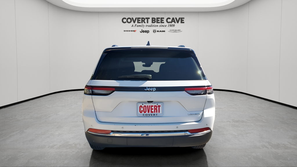 Used Car 2024 Jeep Grand Cherokee  Laredo For Sale Under $25,000 In Austin, Texas